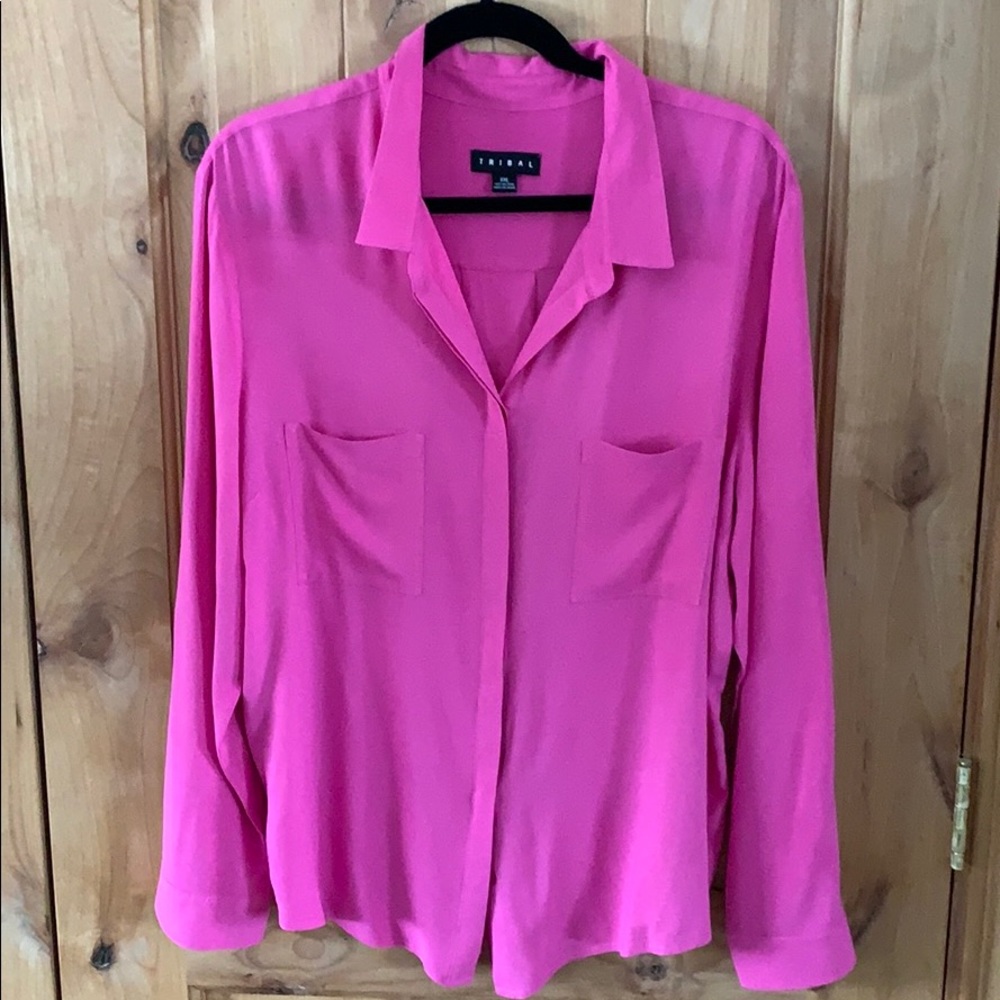 tribal Blouse Sz XXL fits more like XL